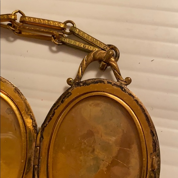 Gold locket - Picture 8 of 8
